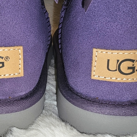 UGG Bailey Bow - Picture 5 of 9